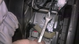 Регулировка ручника Chevrolet Orlando  