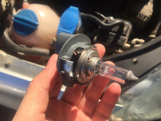 Замена ламп ближнего света Chevrolet Orlando  