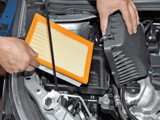 Замена воздушного фильтра Chevrolet Orlando  